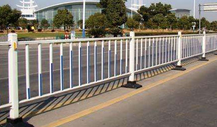 1522906064878536.png 護欄網,市政護欄網,欄網廠家