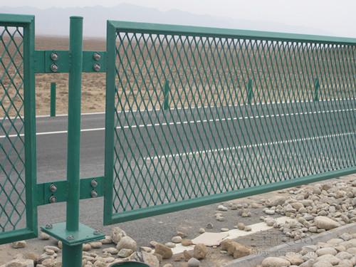 1523157259149922.jpg 護欄網,市政護欄網,欄網廠家