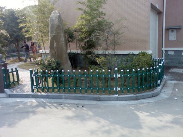 1523161698134698.jpg 護(hù)欄網(wǎng),市政護(hù)欄網(wǎng),欄網(wǎng)廠家