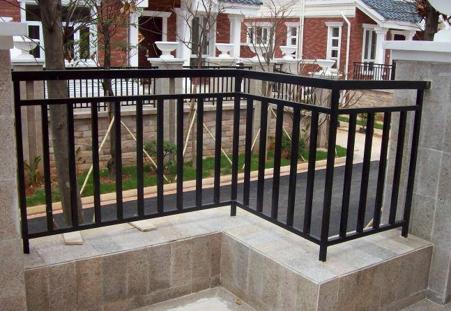 陽臺防護(hù)網(wǎng)