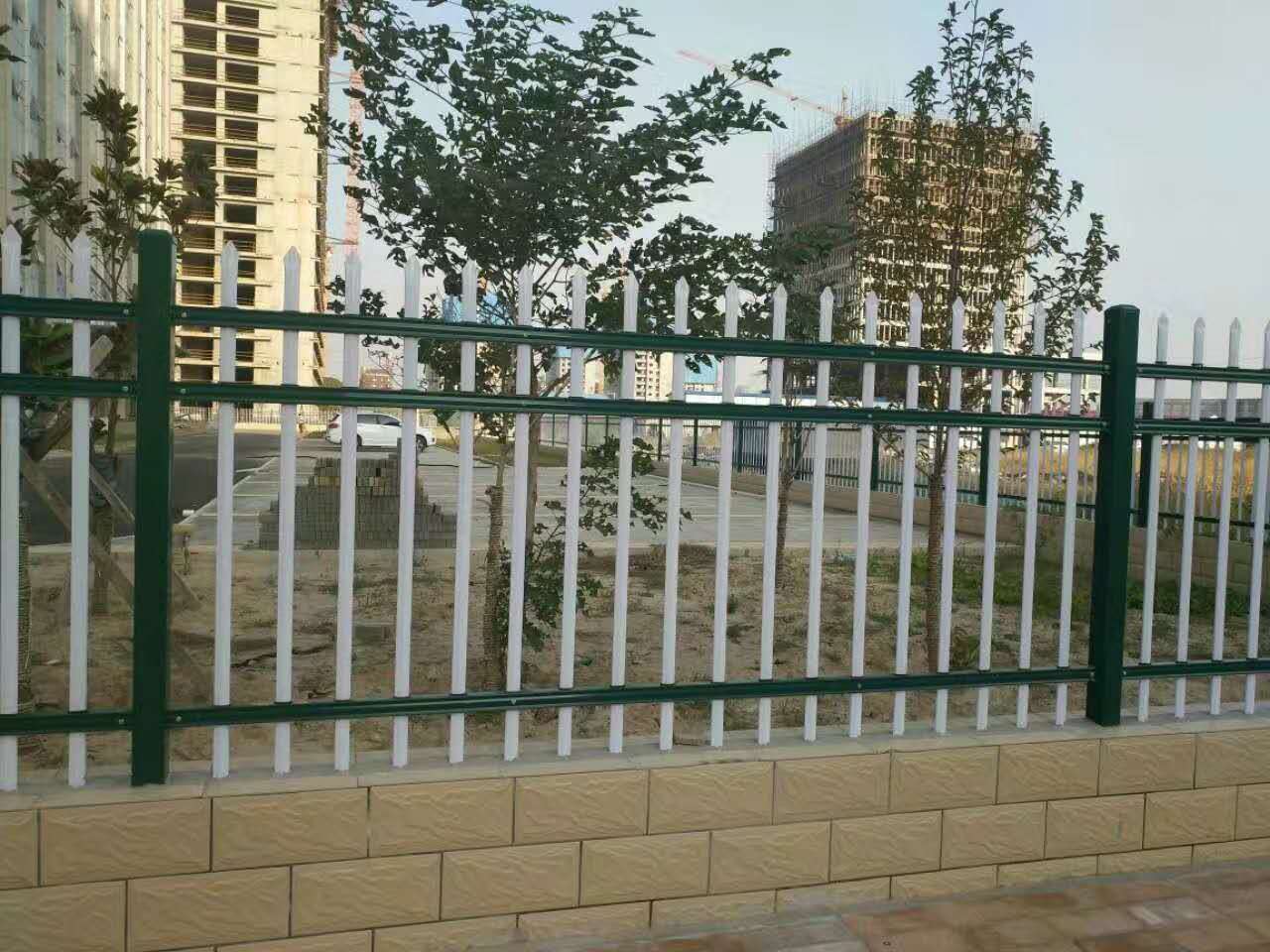 圍墻防護(hù)網(wǎng)