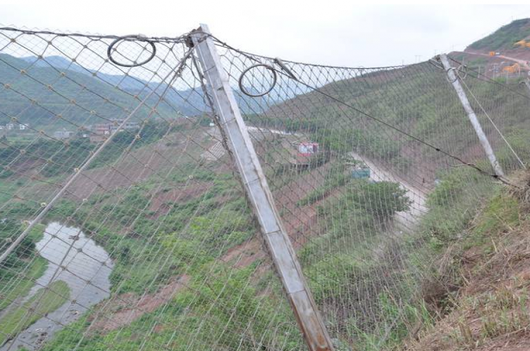 邊坡防護(hù)網(wǎng)廠
